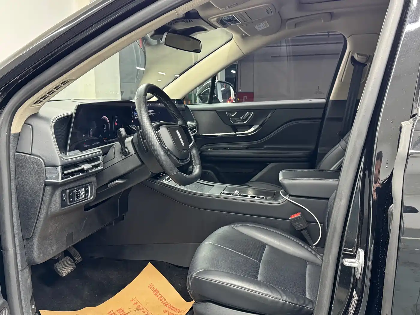 Lincoln Adventurer 2024 2.0T FWD Elegance Edition фото 4