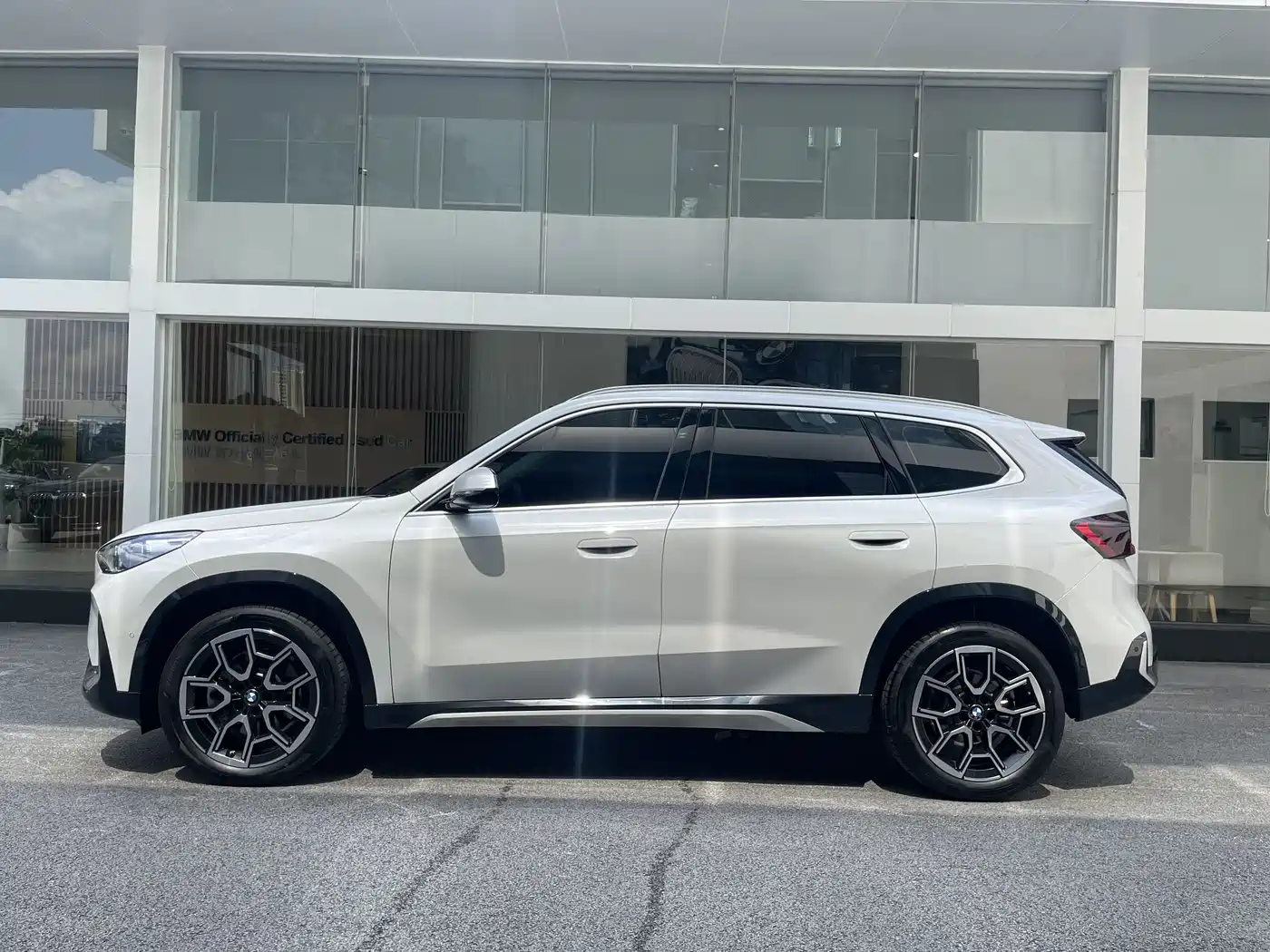 BMW X1 2023 sDrive25Li X Design Package фото 3