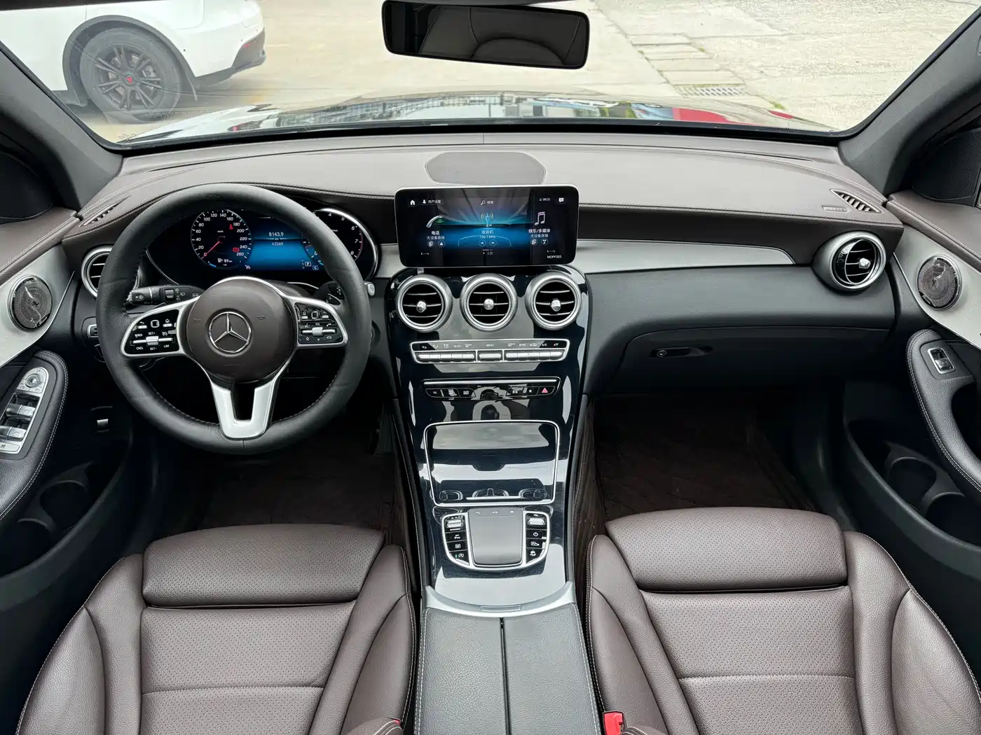Mercedes-Benz GLC 2020 Facelift GLC 260 L 4MATIC Dynamic фото 6