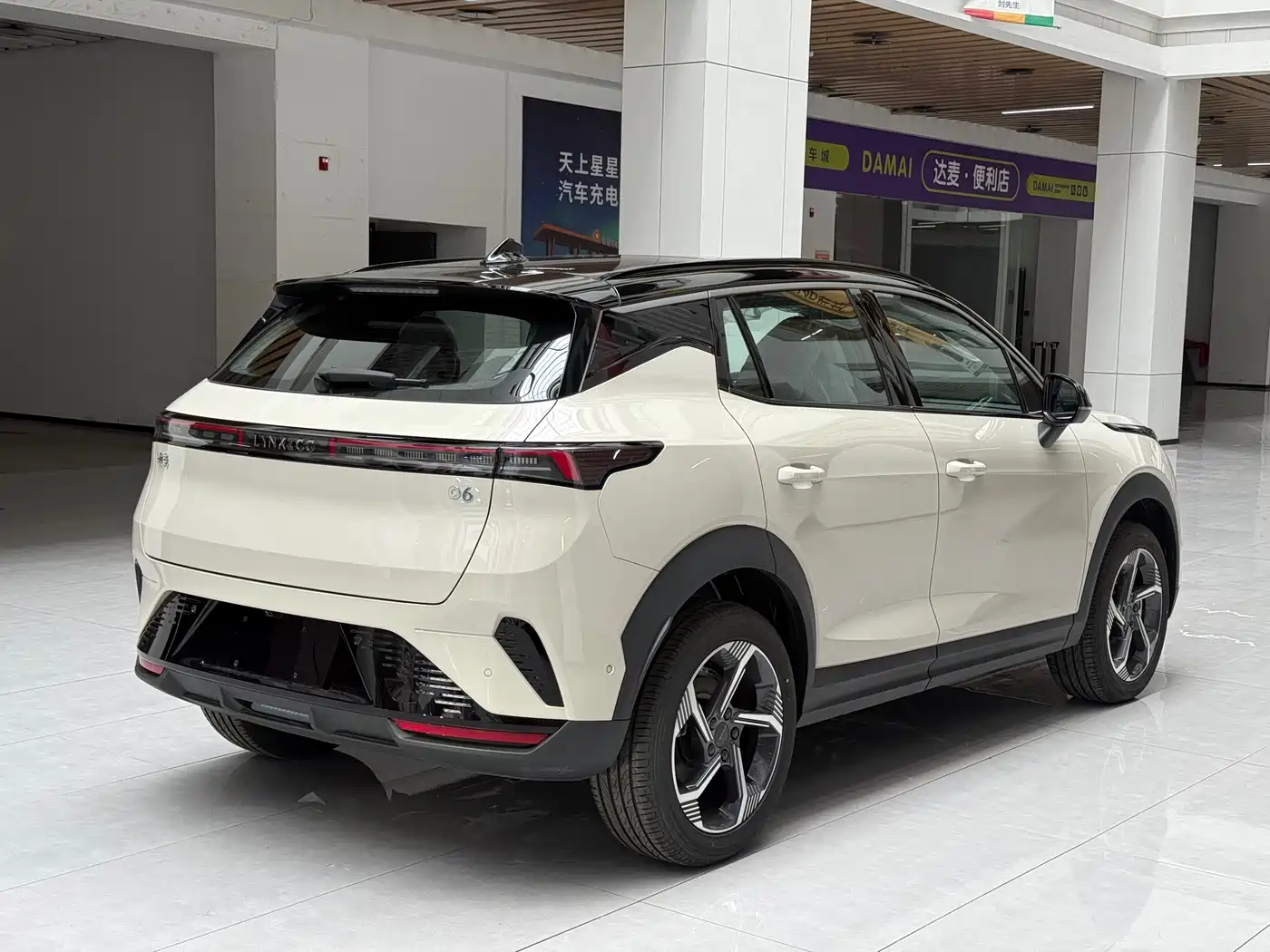 Lynk & Co 06 2025 Renew 1.5T Halo фото 4
