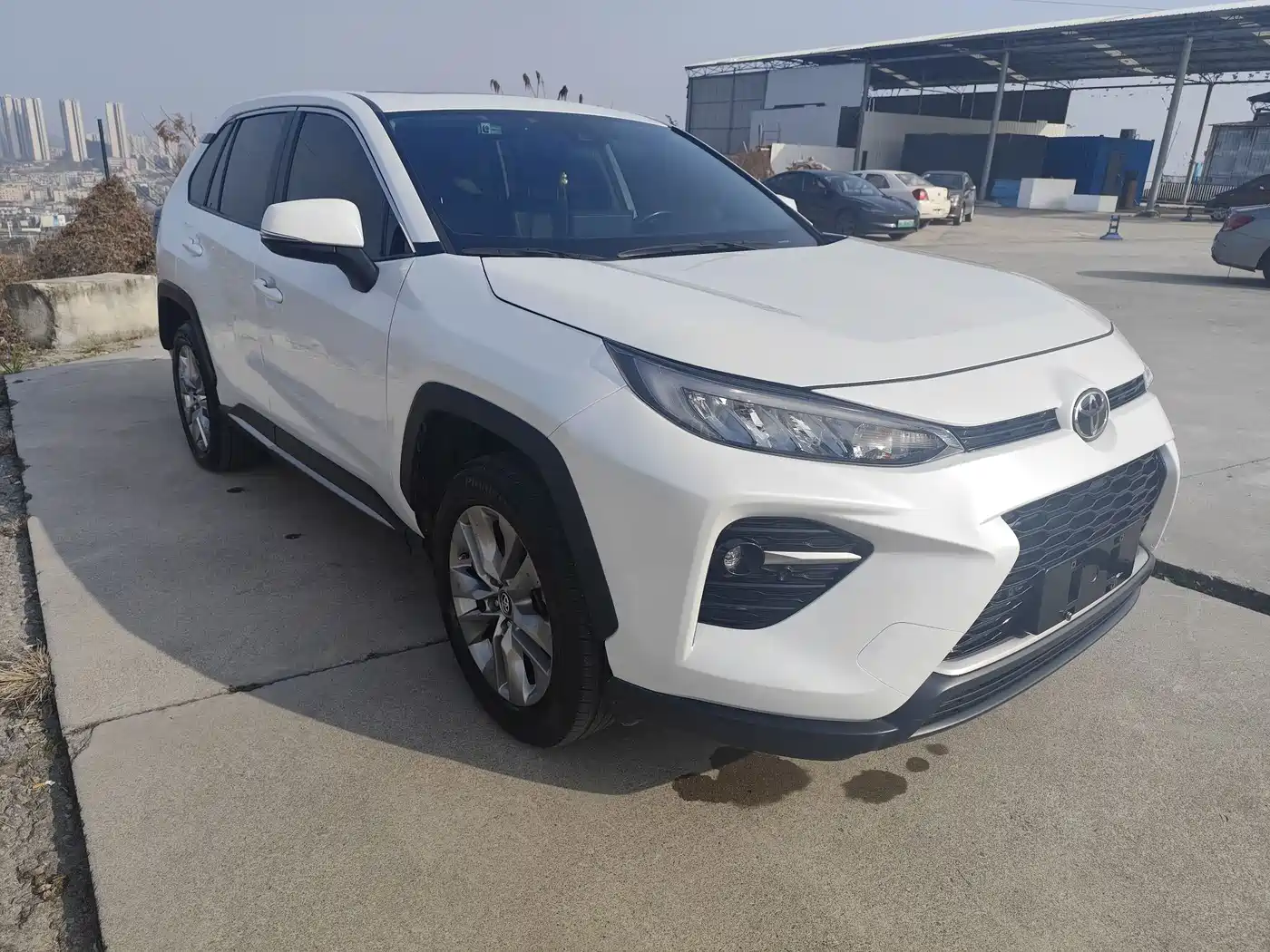 Toyota Wildlander 2022 2.0L CVT AWD Luxury Edition фото 3