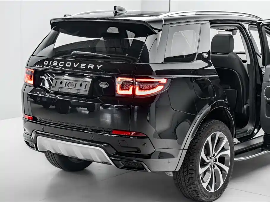 Land Rover Discovery Sport 2024 Performance Technology Edition фото 35