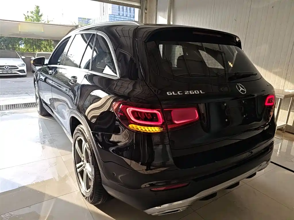 Mercedes-Benz GLC 2020 Facelift GLC 260 L 4MATIC Dynamic фото 5