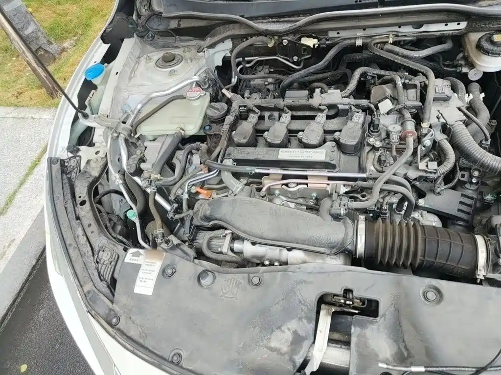 Фото 21 - Honda Civic