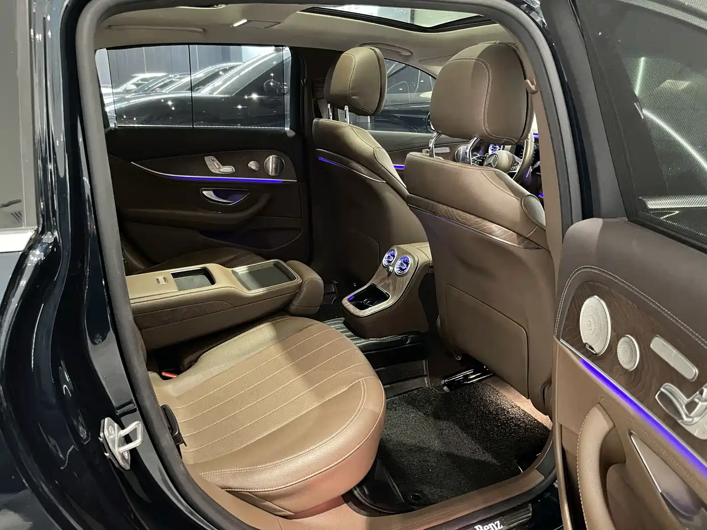 Mercedes-Benz E-Class 2021 E 300 L Luxury фото 5