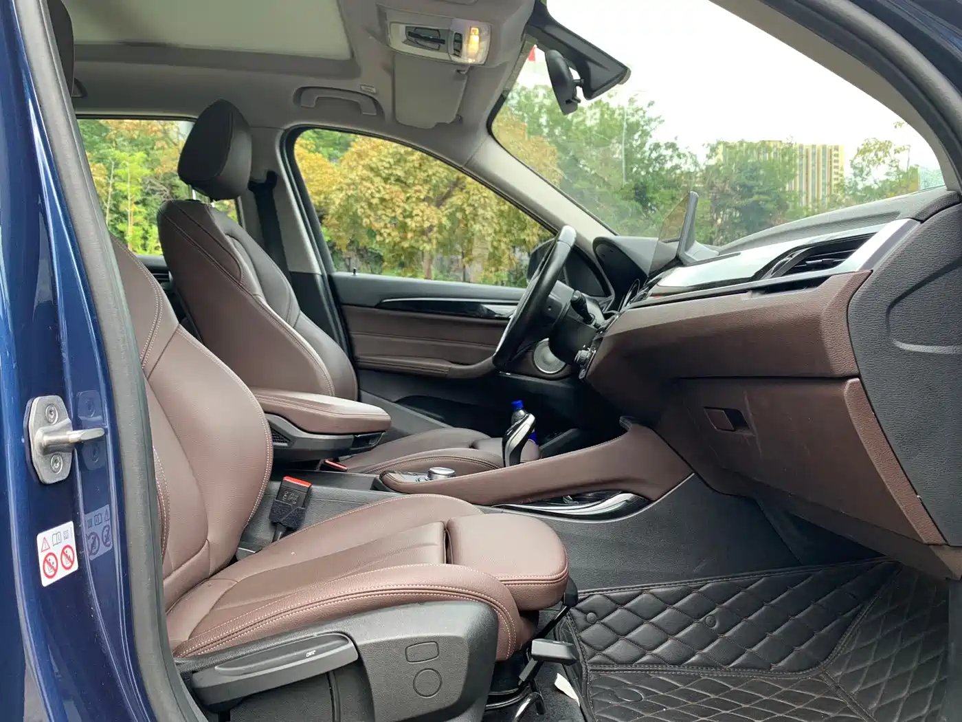 BMW X1 2022 sDrive20Li Premium фото 9