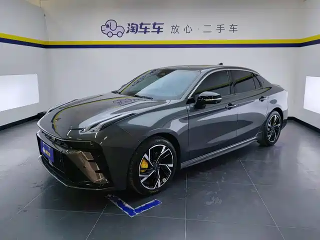 Lynk & Co 03 2023