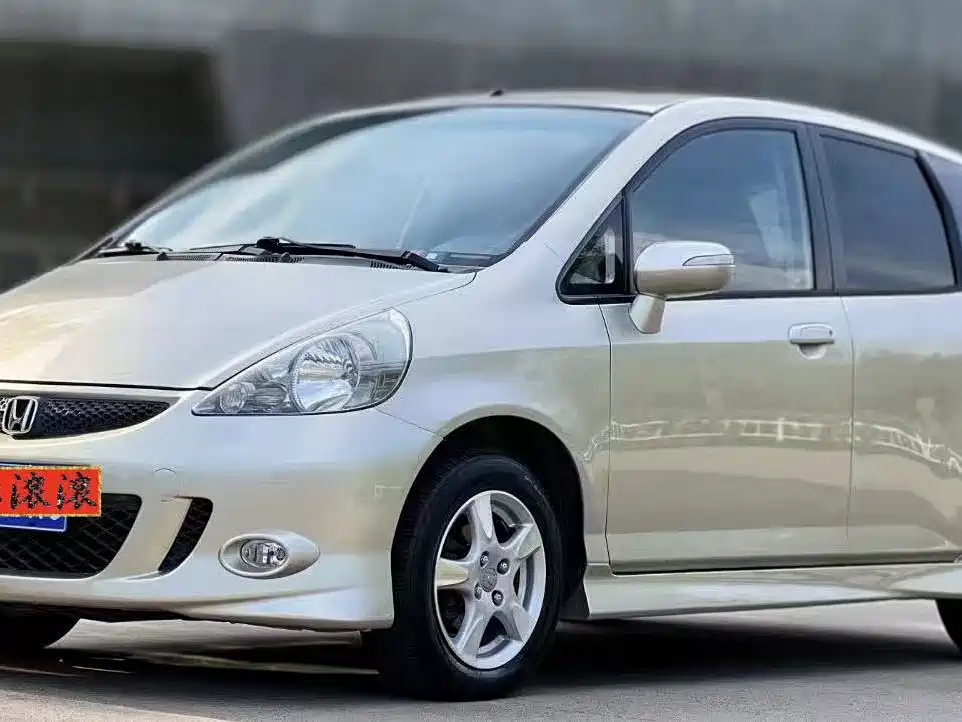 Honda Fit 2007 2007 1.5L CVT Comfort Edition