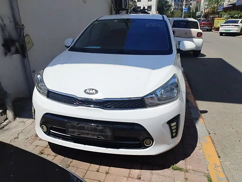Kia Huan Chi 2017 1.4L Manual Smart Fashion фото 3