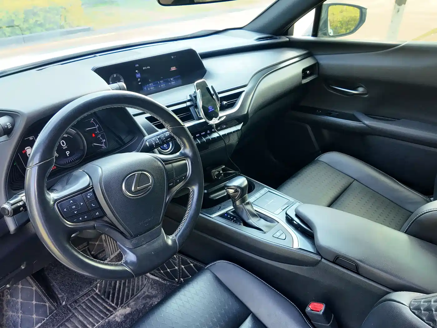 Lexus UX 2019 2019 260h Explorer Cool Edition (China V)