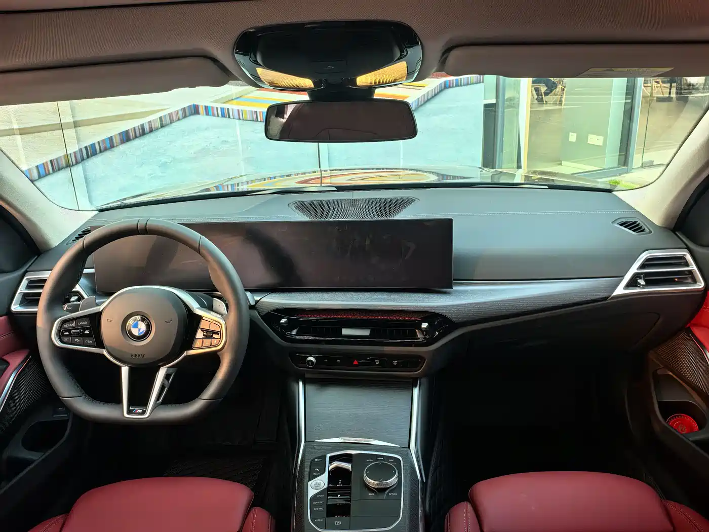 BMW 3 Series 2025 325Li M Sport Package фото 4