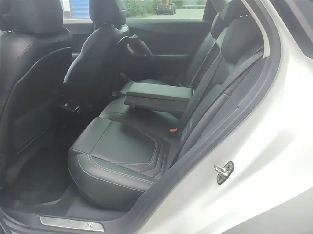 DS 5 2016 2015 1.6T Elegance THP160