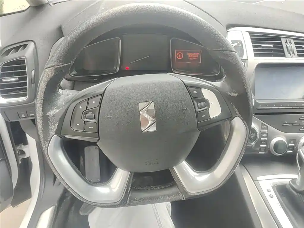 DS 5 2016 2015 1.6T Elegance THP160