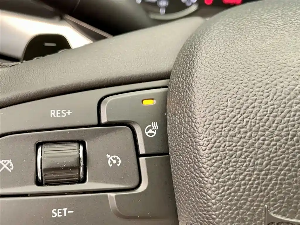 Cadillac XT4 2020 28T FWD Leading Trim фото 16
