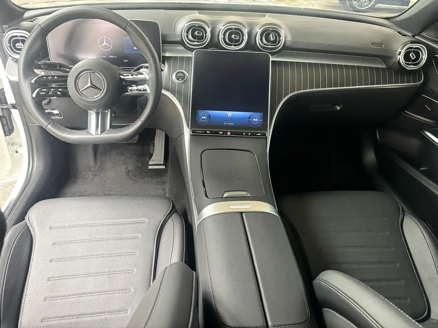 Mercedes-Benz C-Class 2025 C 260 L Sport Edition фото 10