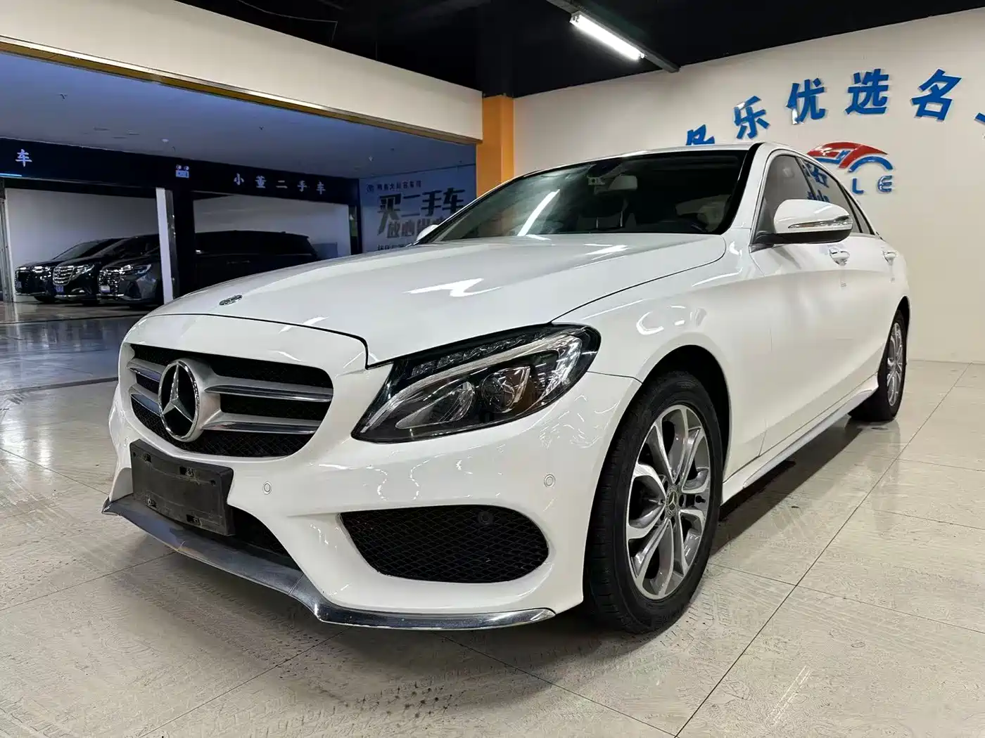 Mercedes-Benz C-Class Facelift C 180 L Fashion Sport