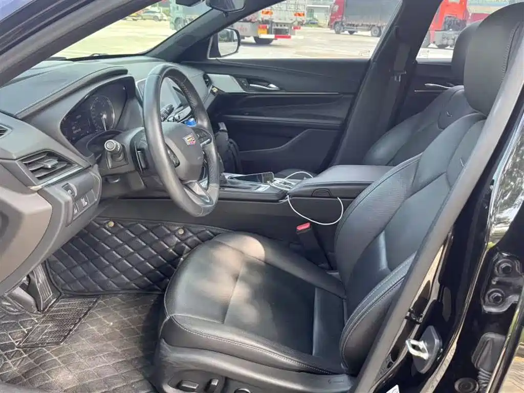 Cadillac CT4 2023 2023 28T Luxury Model