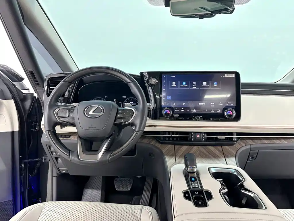 Lexus LM 2024 2023 500h 6-Seater Prestige Edition