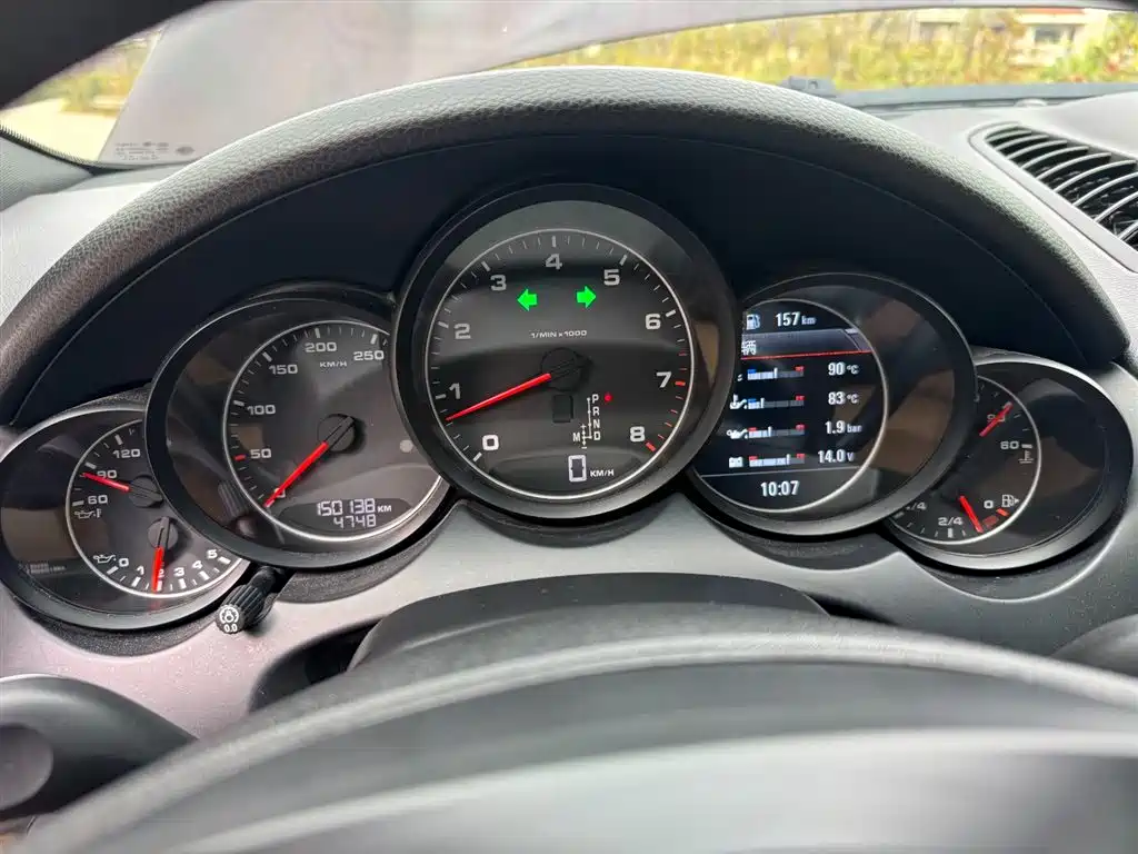Porsche Cayenne 2014 Cayenne Platinum Edition 3.0T фото 31