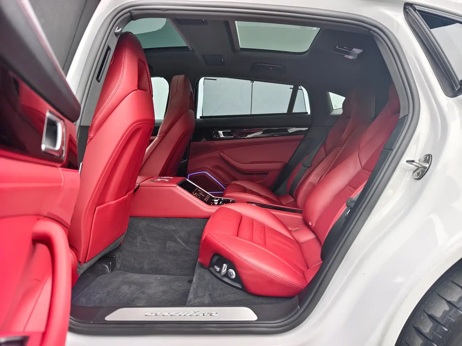 صورة 11 - Porsche Panamera New Energy
