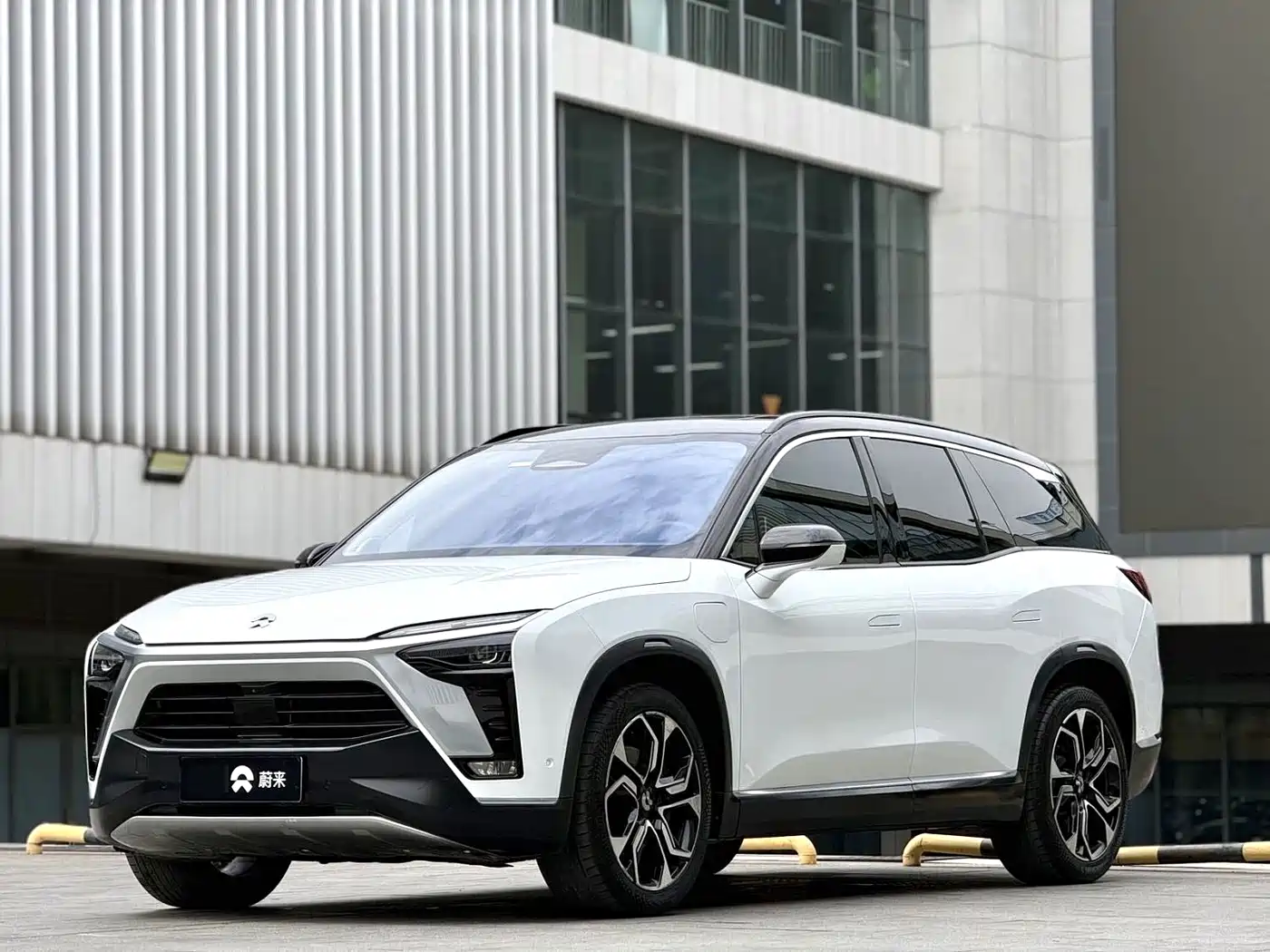 NIO ES8 2020