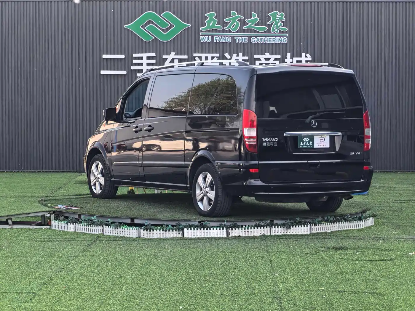 Mercedes-Benz Viano 2015 3.0L Partner Edition фото 21
