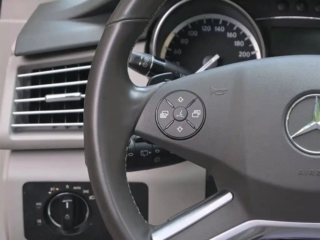 Mercedes-Benz R-Class 2014 R 320 4MATIC Business фото 25