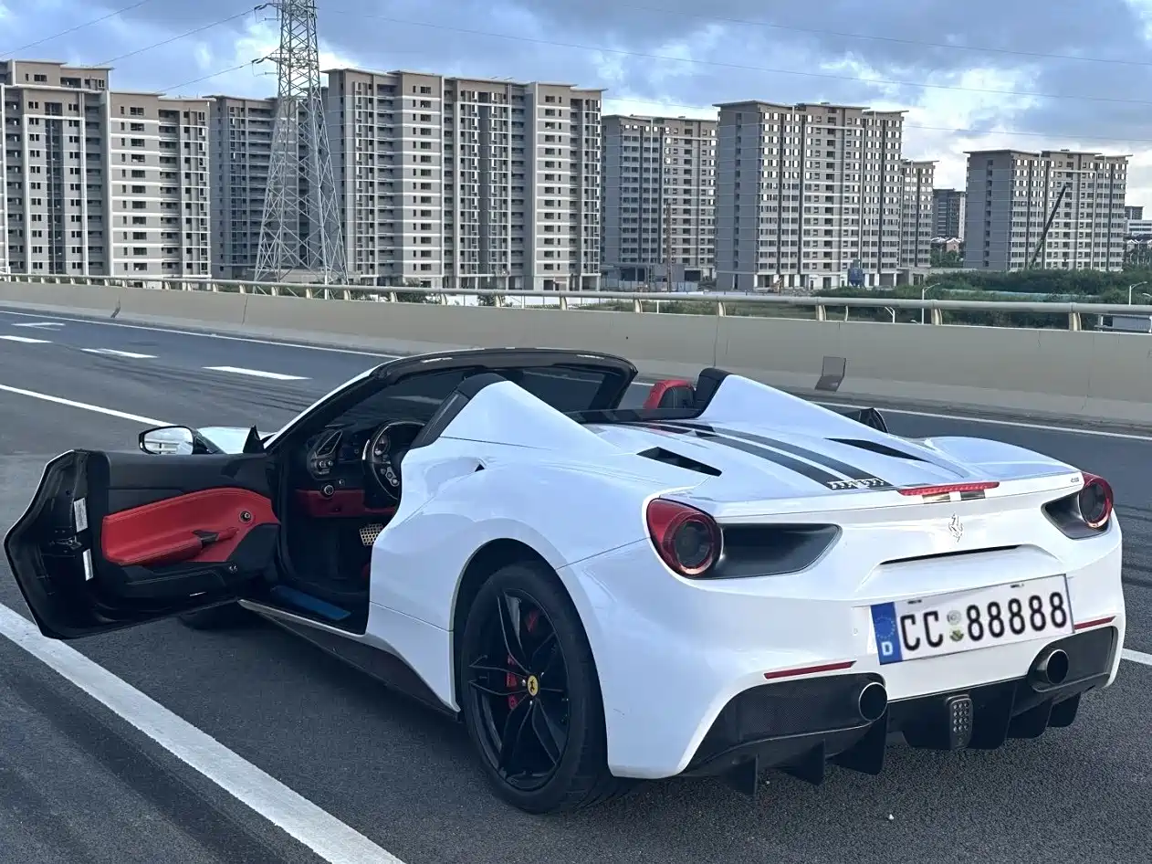 Ferrari 488 2020 2015 488 Spider