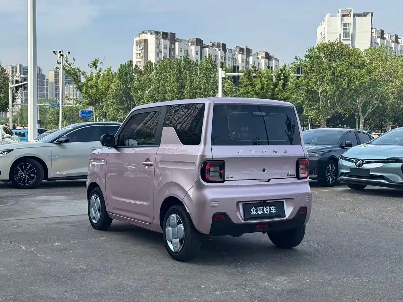 Geely Galaxy Panda 2024 Panda mini 200km Endurance Bear фото 7
