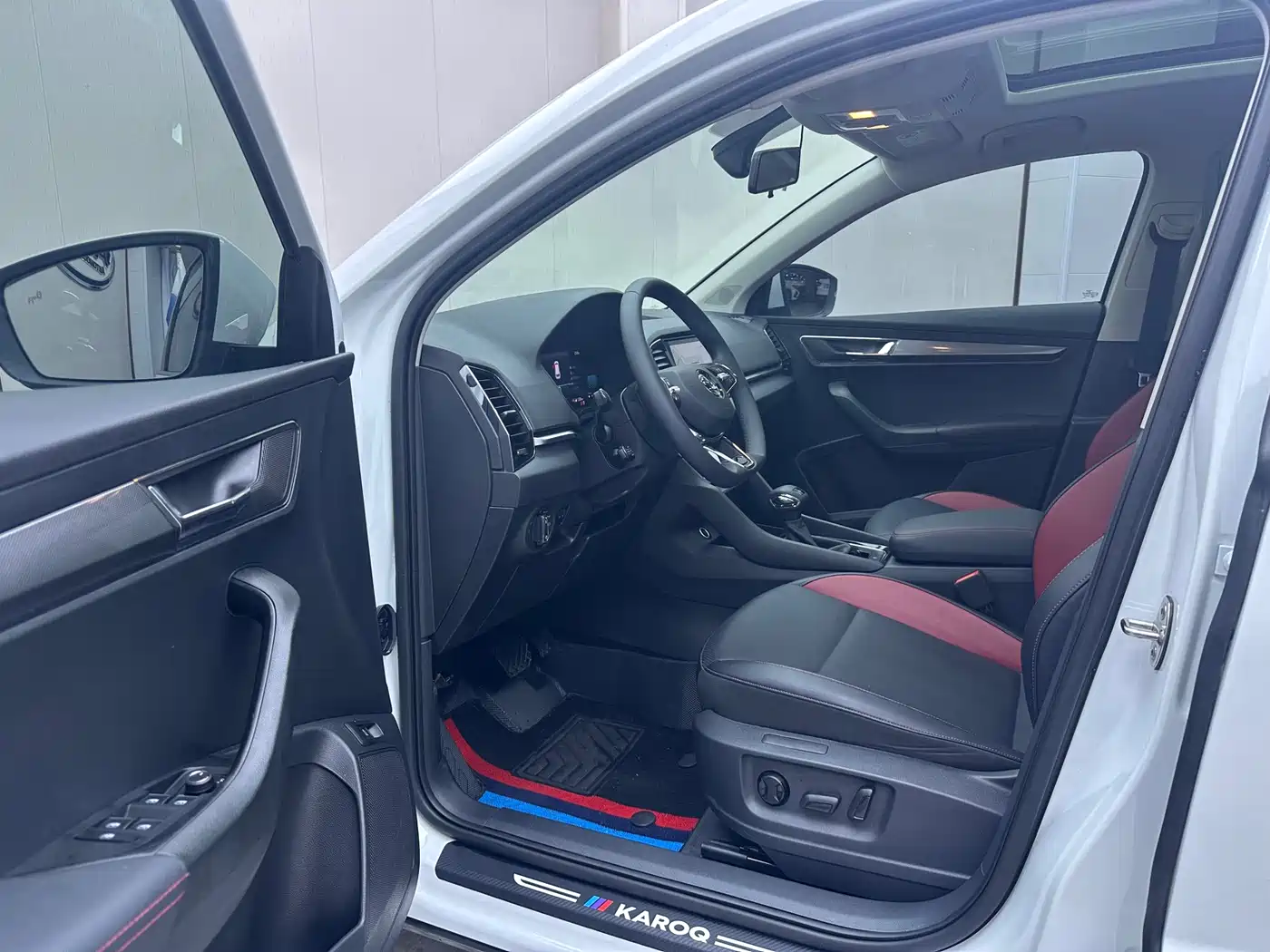 Škoda Karoq 2024 TSI280 Luxury Edition фото 7