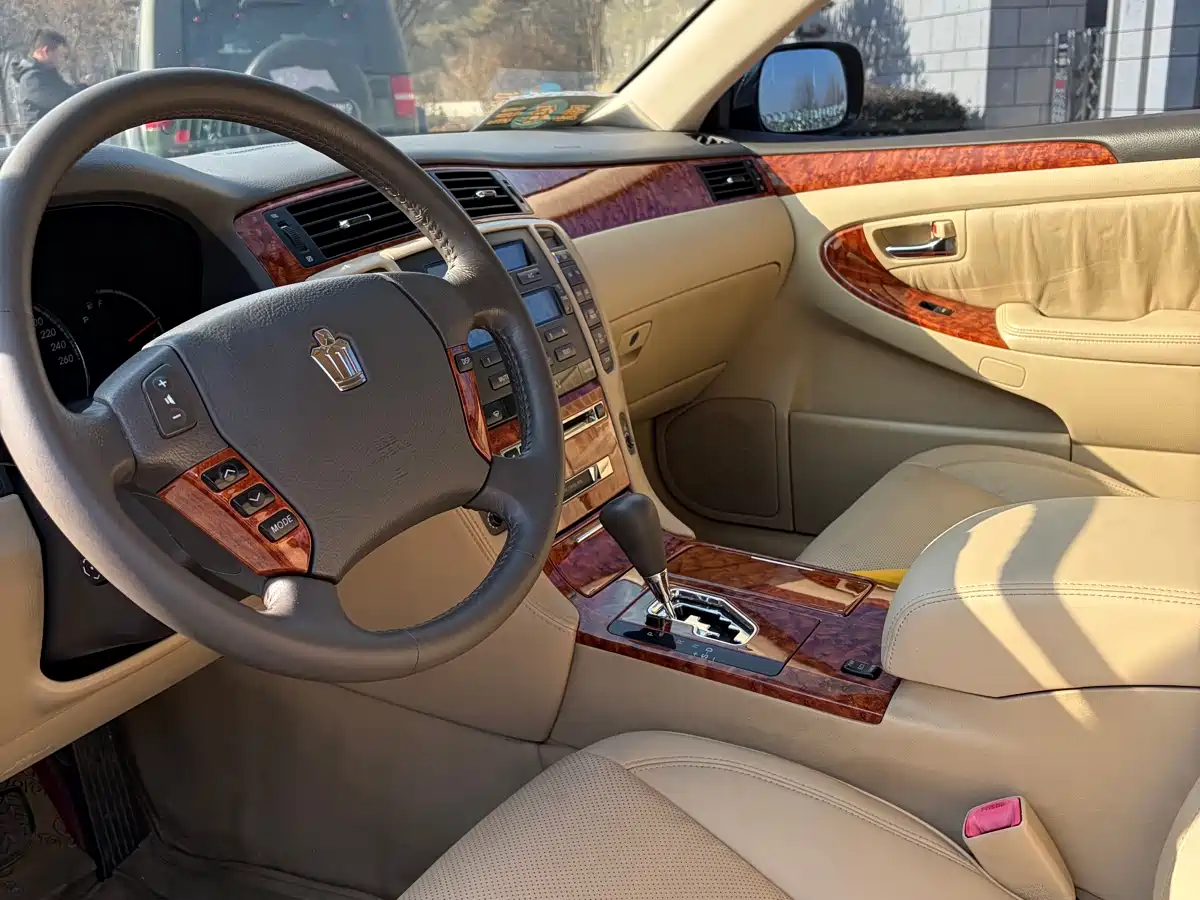 Toyota Crown 2007 2.5L Royal Leather Edition фото 14