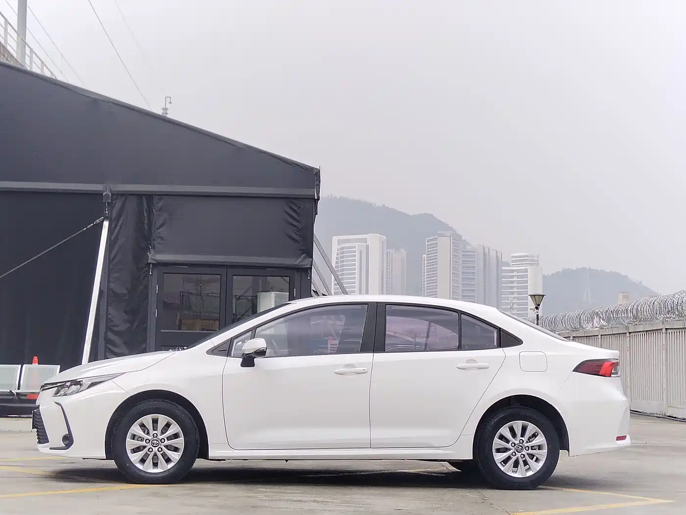Toyota Corolla 2023 1.2T Pioneer Edition фото 5