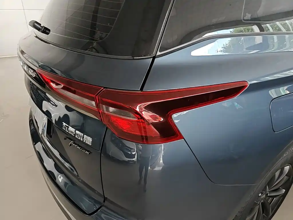 Wuling Motors Wuling Victory 2024 2023 280T CVT Surpassing Model