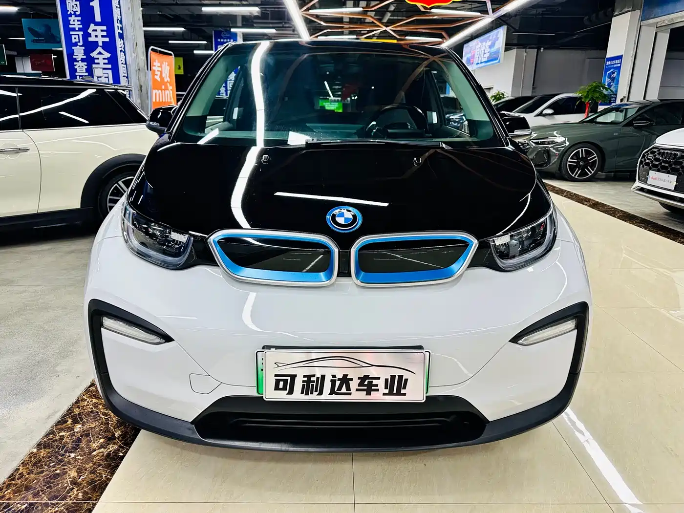 Фото 7 - BMW i3 (Import)