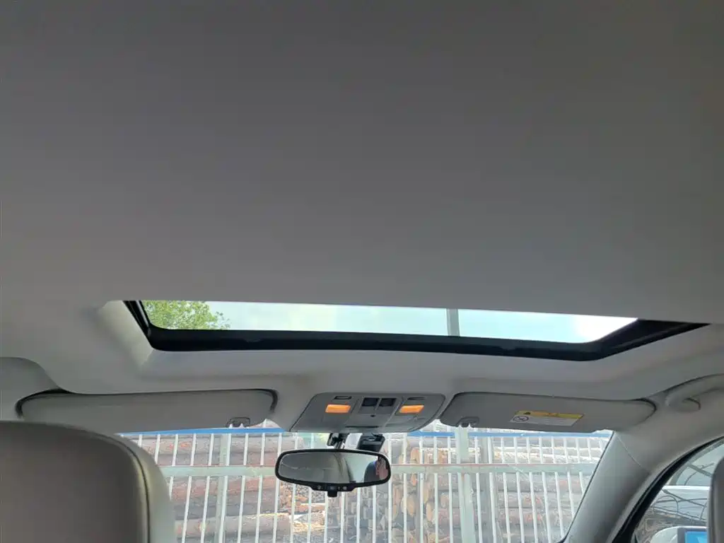 Chevrolet Malibu 2014 2.0L Automatic Luxury фото 18