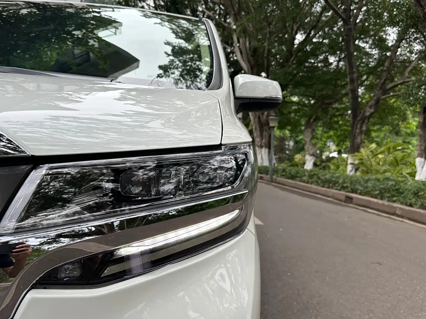 Toyota Alphard 2018 Facelift 3.5L Premium Edition фото 18