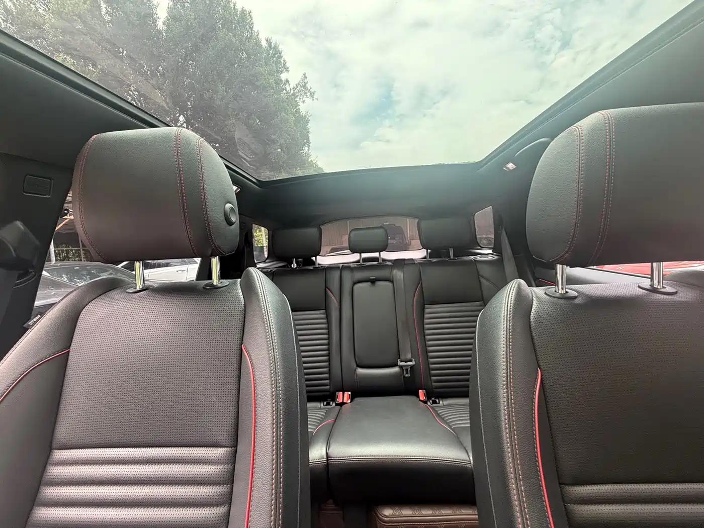 Land Rover Discovery Sport 2021 249PS R-Dynamic SE Performance Technology Edition 5-seater фото 11