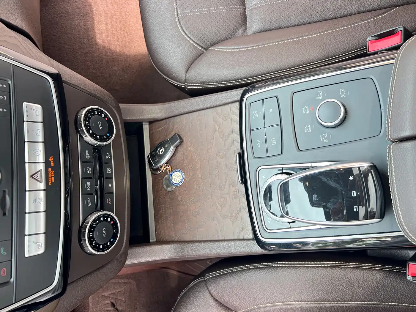 Mercedes-Benz GLE 2015 GLE 400 4MATIC фото 35