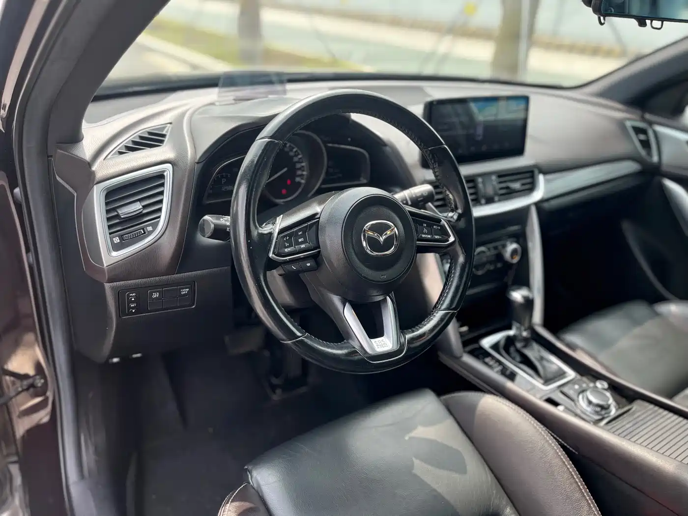 Фото 11 - Mazda CX-4