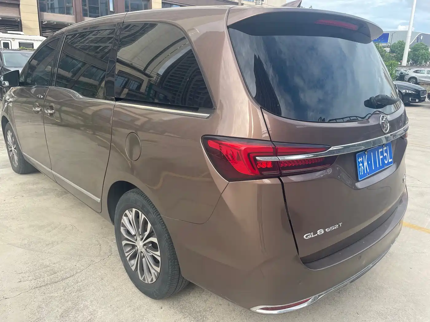 Фото 7 - Buick GL8