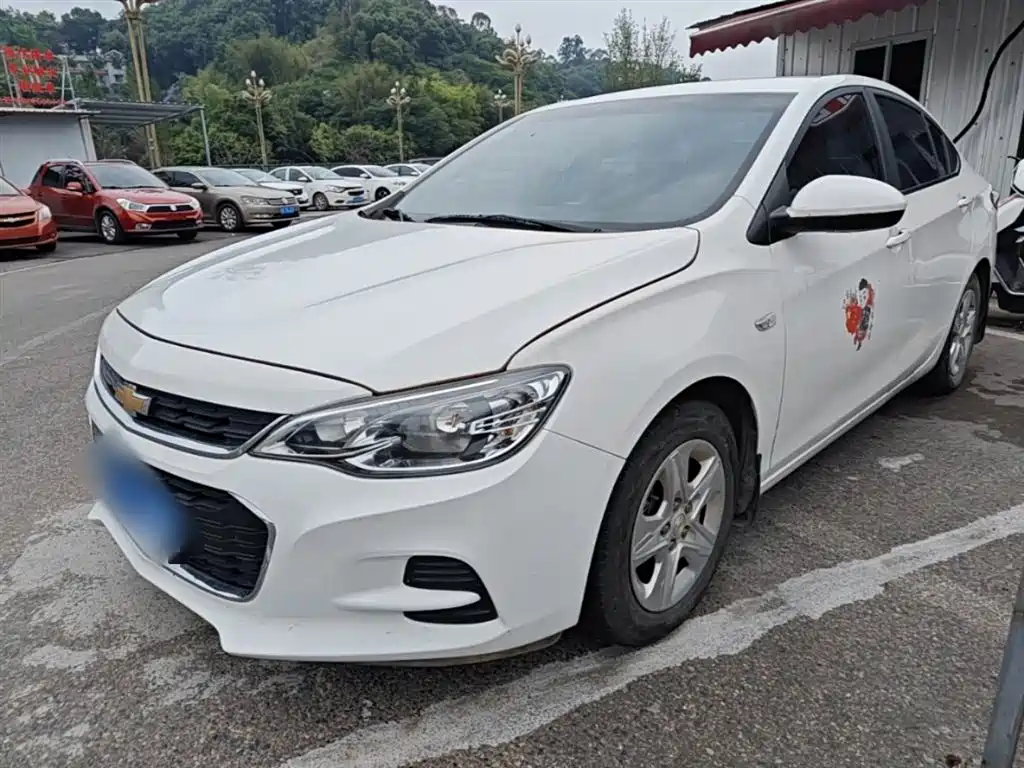 Chevrolet Cavalier 2016 1.5L Automatic Enjoyment Edition фото 2