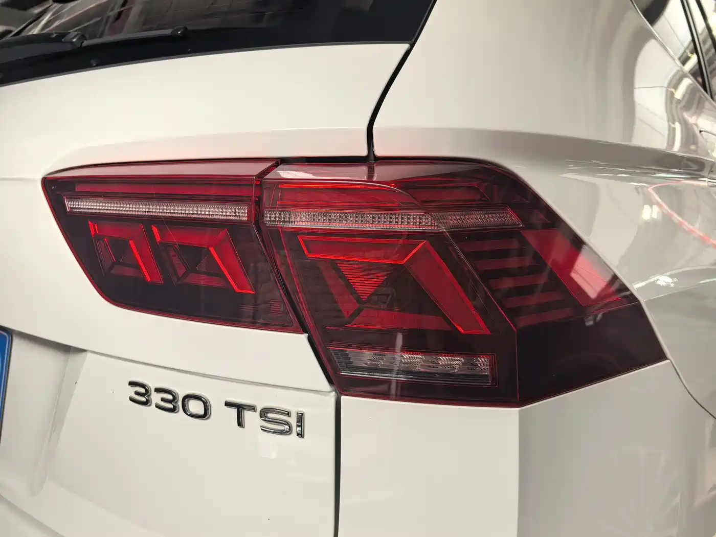 Volkswagen Tiguan L 2022 330TSI Auto 2WD R-Line Premium Edition фото 13