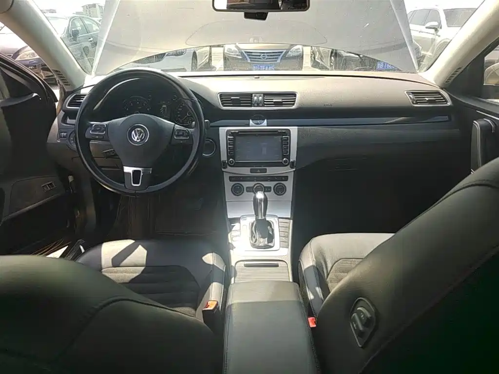 Volkswagen Magotan 2015 Facelift 1.8TSI Luxury фото 10