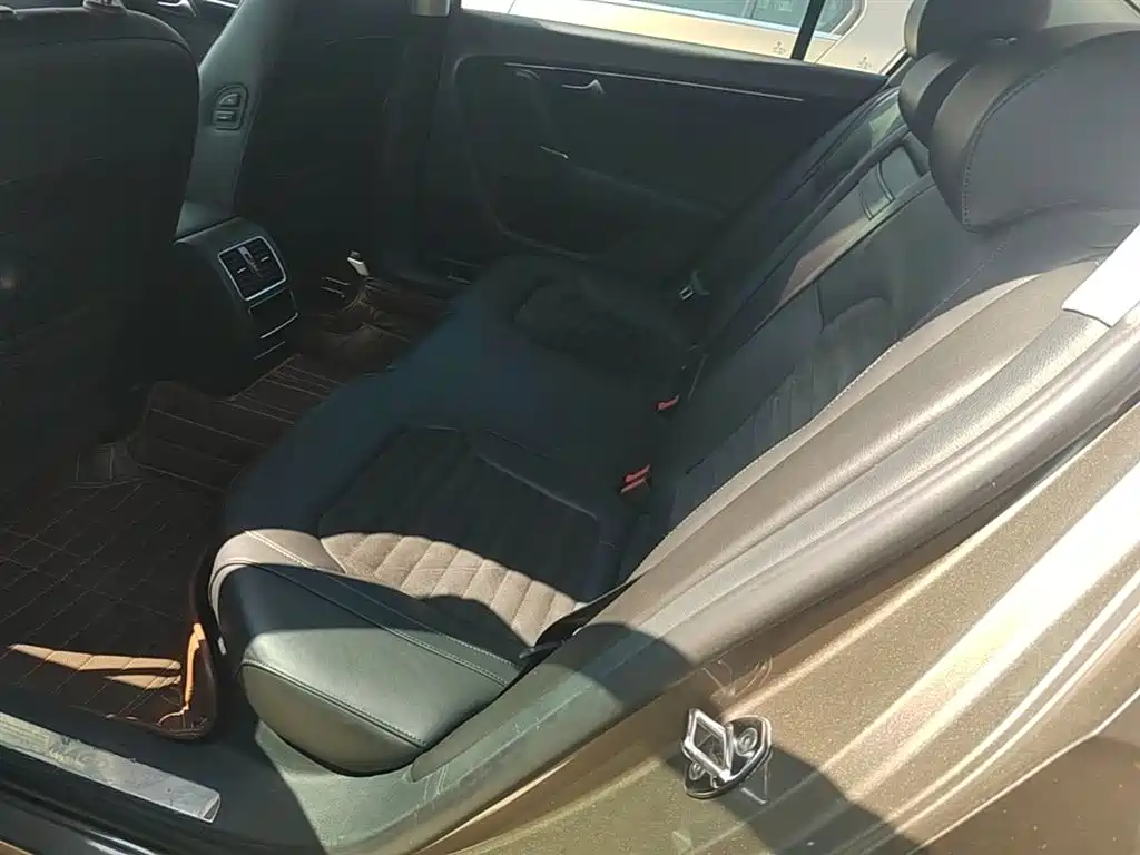 Volkswagen Magotan 2015 Facelift 1.8TSI Luxury фото 17