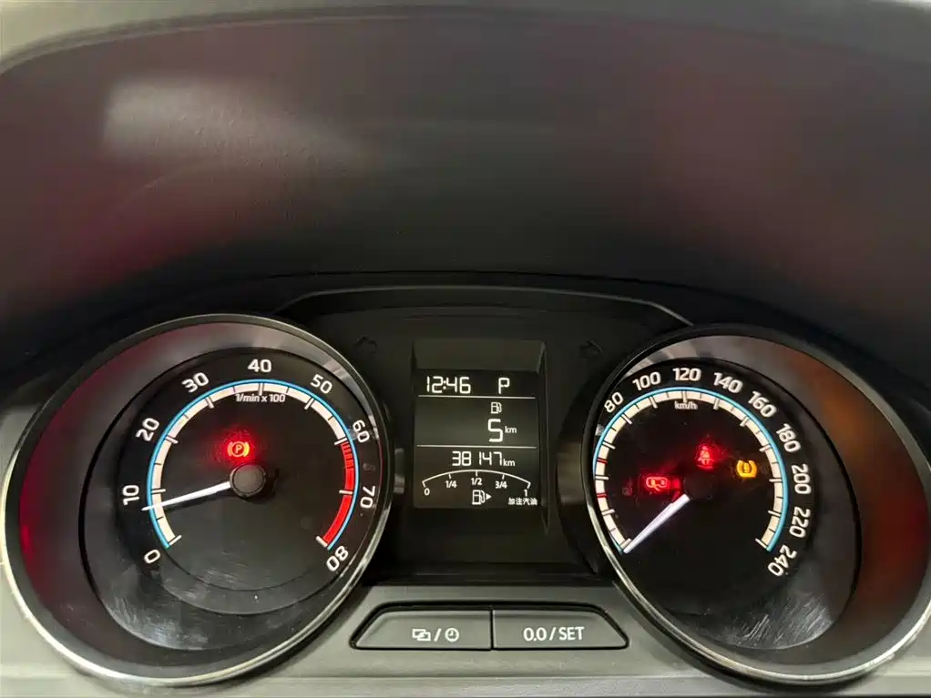 Škoda Kamiq 2022 1.5L Automatic Comfort Edition фото 10