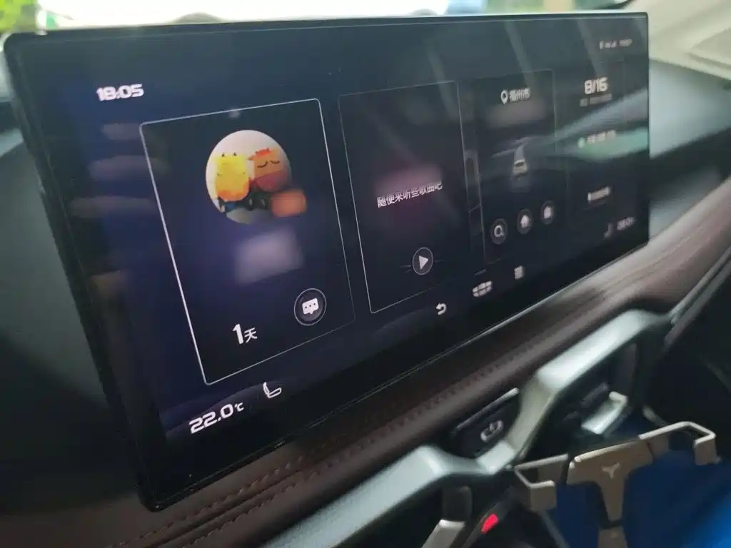 Geely Haoyue 2022 2022 Model 1.8TD DCT Flagship 7-Seater