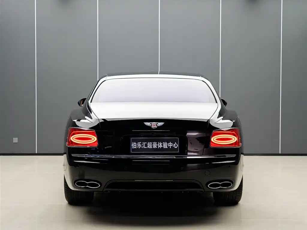 Bentley Flying Spur 2017 4.0T V8 Standard Edition фото 6