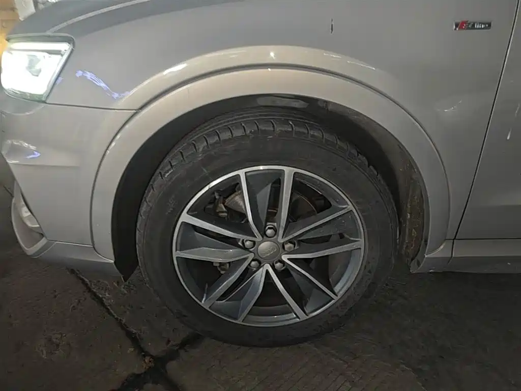 Фото 23 - Audi Q3