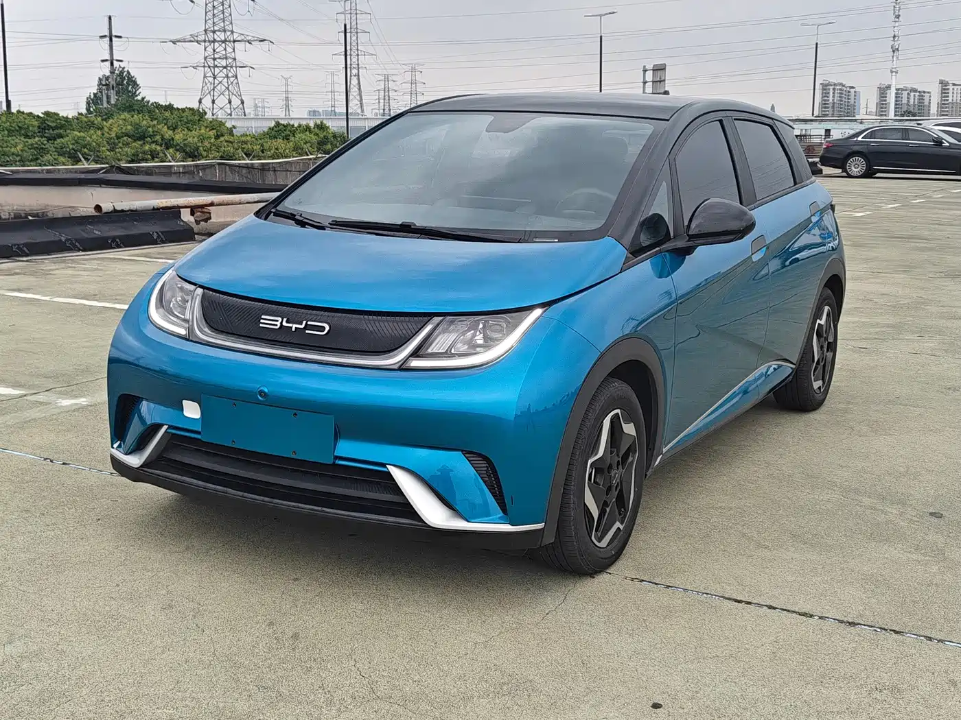 BYD Dolphin 2021 Model 405km Fashion Edition
