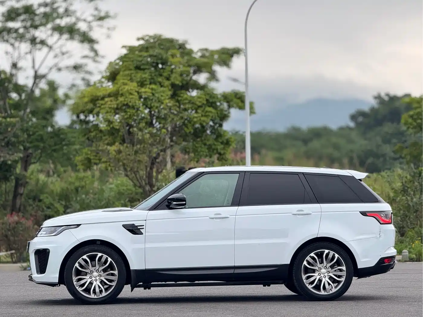 Land Rover Range Rover Sport 2014 3.0 SC V6 HSE DYNAMIC фото 18